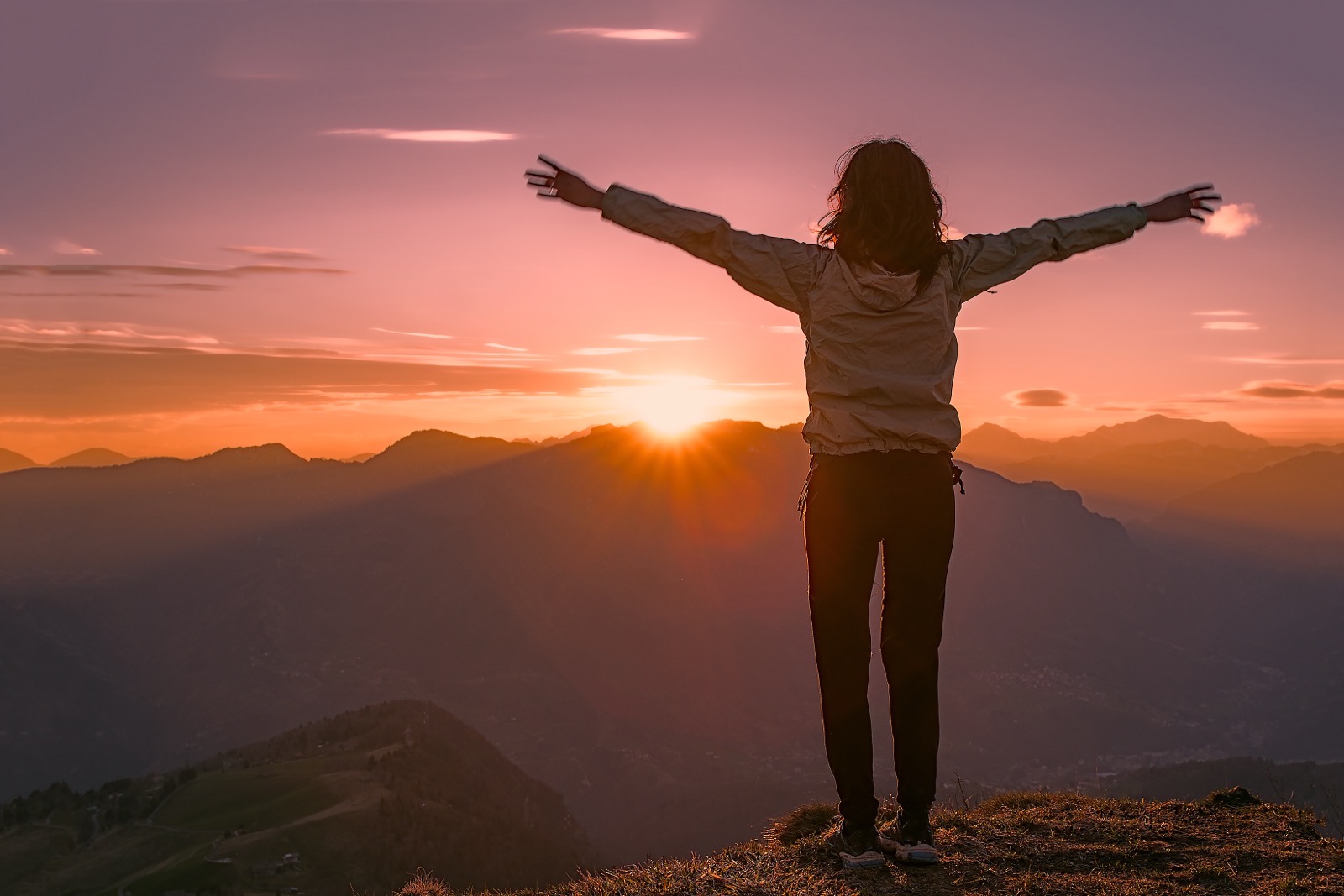Goals - Woman on Mountaintop